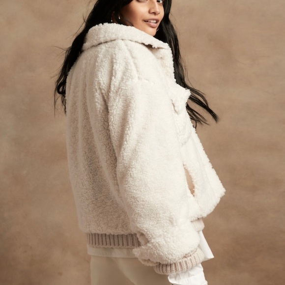 Banana Republic Cropped Sherpa Trucker Jacket Coat - Picture 4 of 12